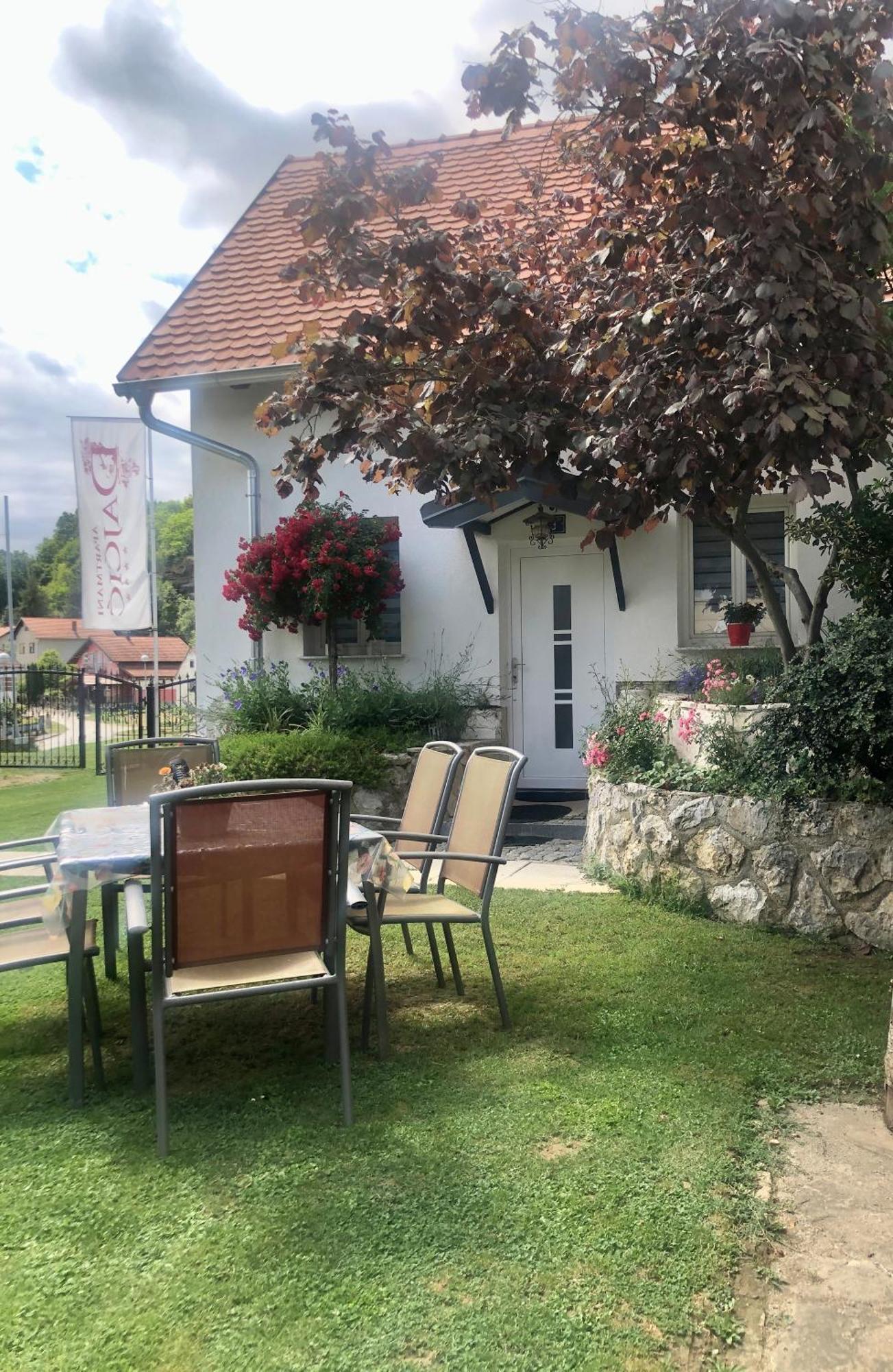 Holiday House Apartments Dajcic Varazdinske Toplice Exteriör bild